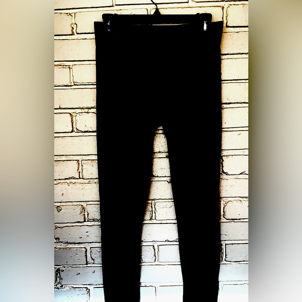 Time and Tru black leggings -Size Medium